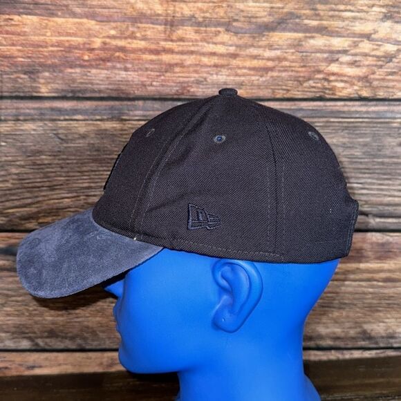 New Era 9Twenty New York Yankees Adjustable Hat - Picture 6 of 8